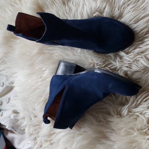 Jeffrey Campbell women's Oriley Cutout Ankle Boot blue leather 36.5 - Picture 3 of 11